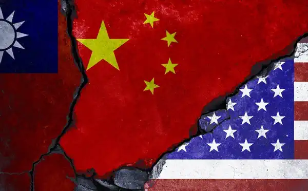 połączenie flaga Chiny USA i Tajwan, link do nauka języka chińskiego w szkole Kierunek Wschód